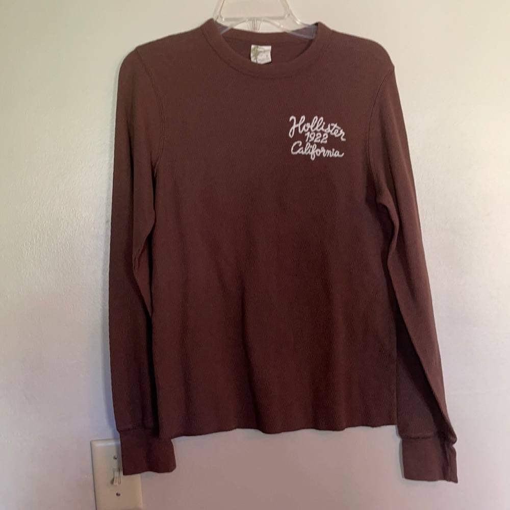 Hollister thermal ❤️ 2/$15